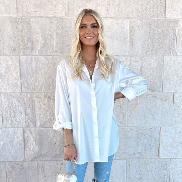 SHOW ME YOUR MUMU Banks Button Down Shirt In White Poplin - Picture 4 of 12